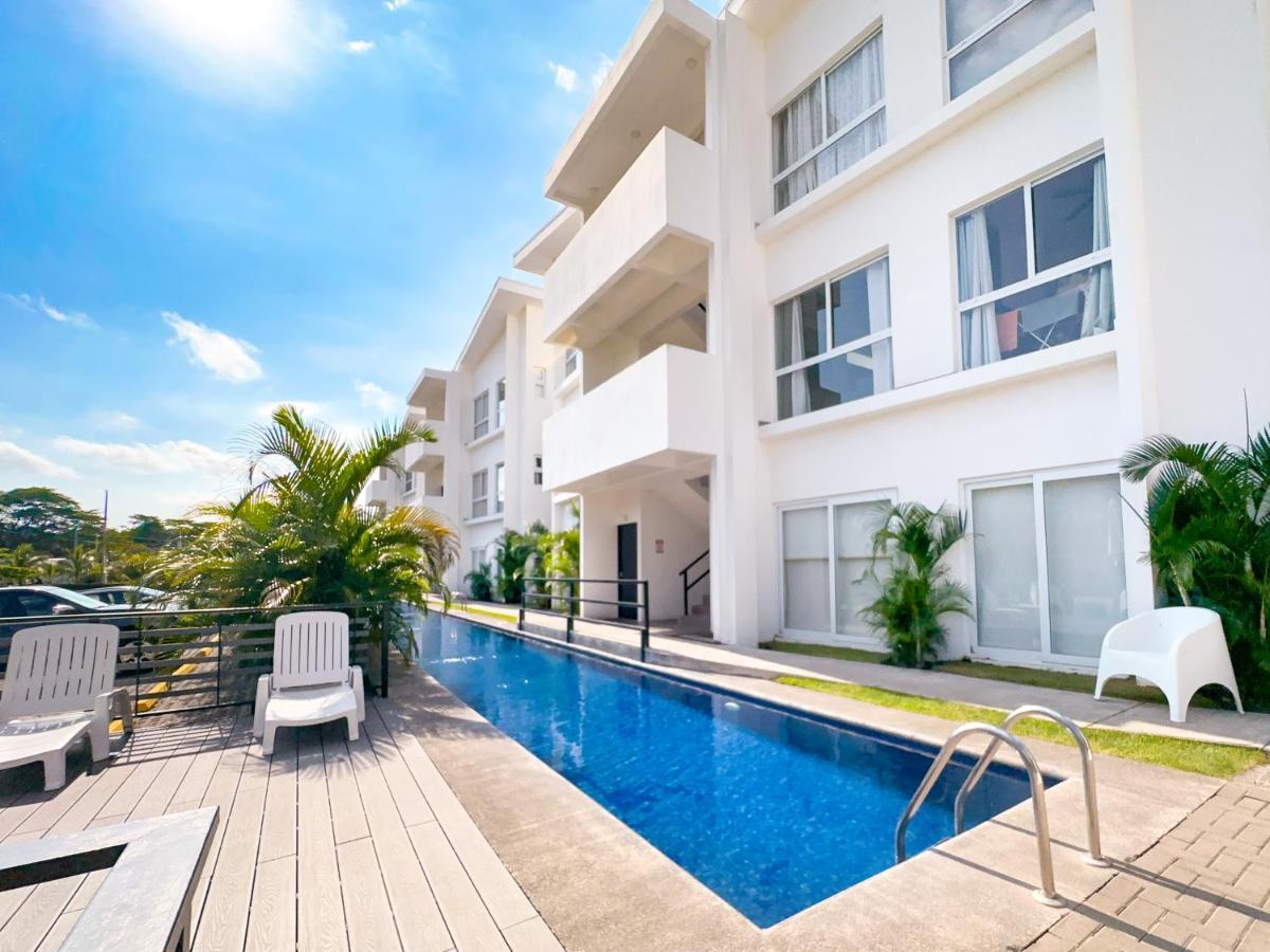 Pura Vida Apartment With Nice Pool Walking Distance To The Heart Of יקו מראה חיצוני תמונה