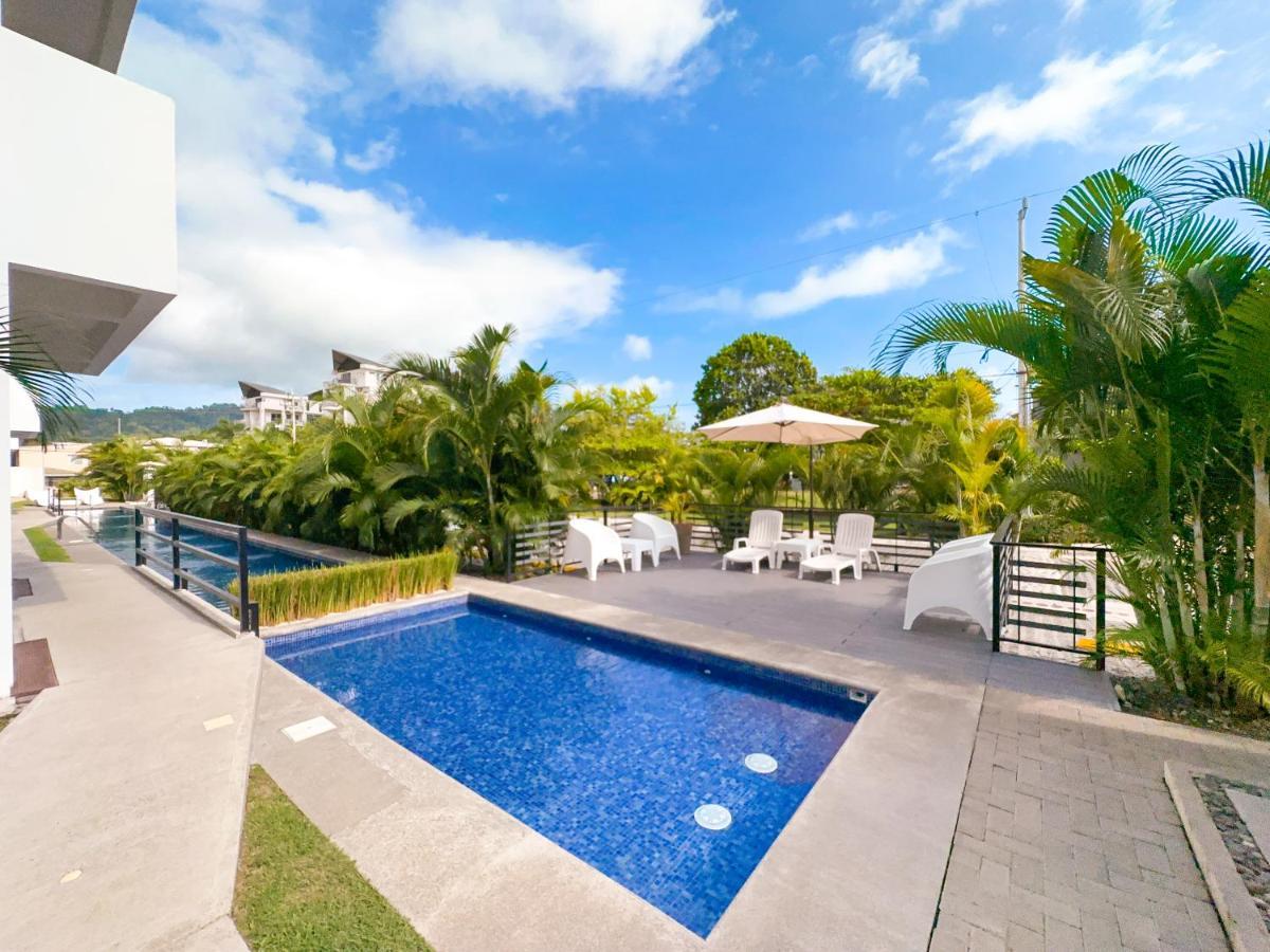Pura Vida Apartment With Nice Pool Walking Distance To The Heart Of יקו מראה חיצוני תמונה