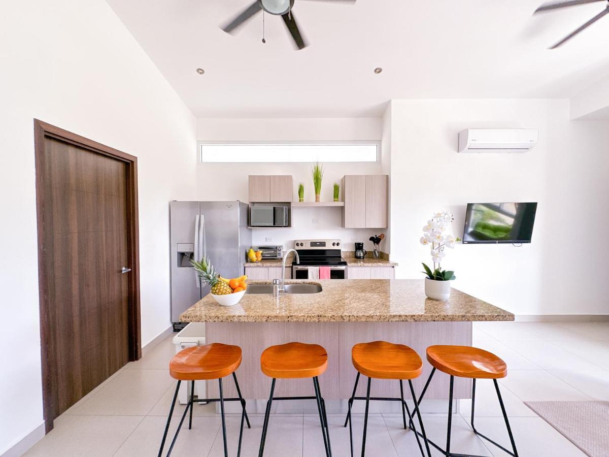 Pura Vida Apartment With Nice Pool Walking Distance To The Heart Of יקו מראה חיצוני תמונה
